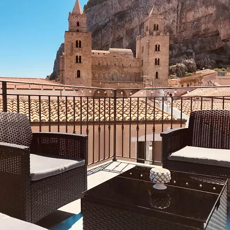 Duomo Apartment Cefalu